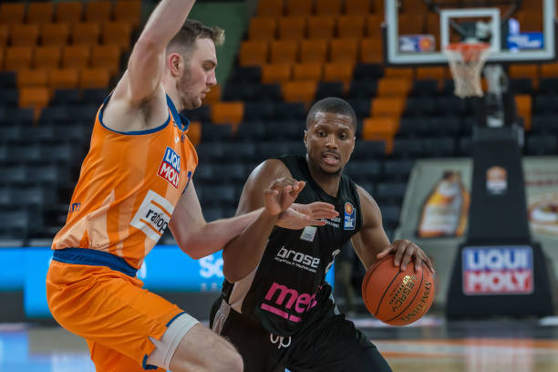 在老将和新 在老将和新